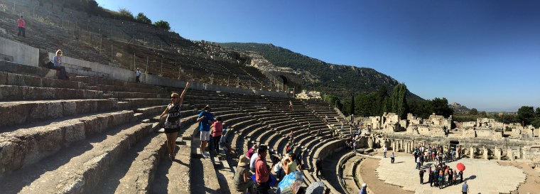 Amfiteatrul Roman din Efes top obiective turistice