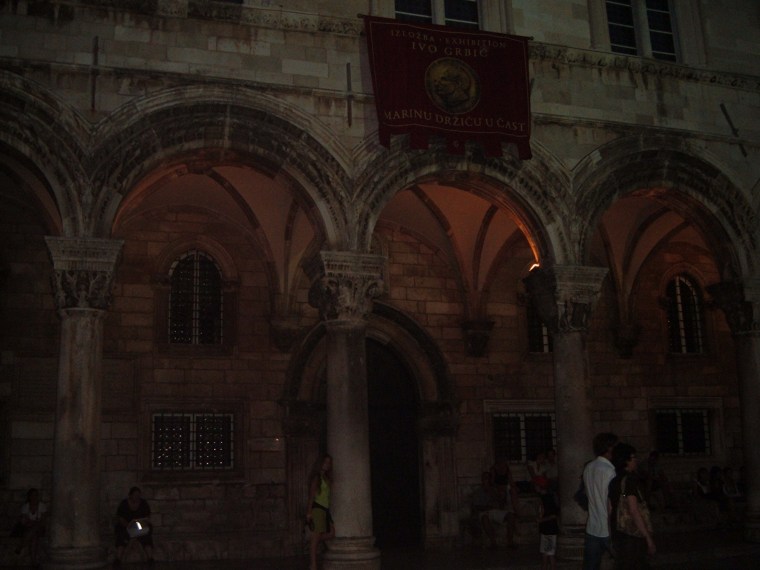 intrare-in-palatul-rectorilor-din-dubrovnik-croatia