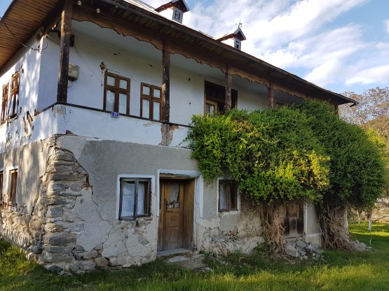 casa veche din Corbi