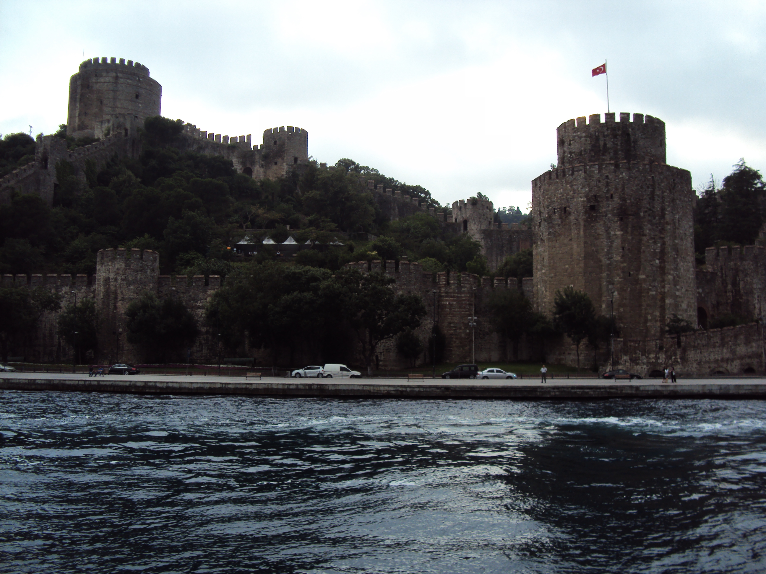 cele mai frumoase locuri vazute in croaziera pe Bosfor Rumelihisarı