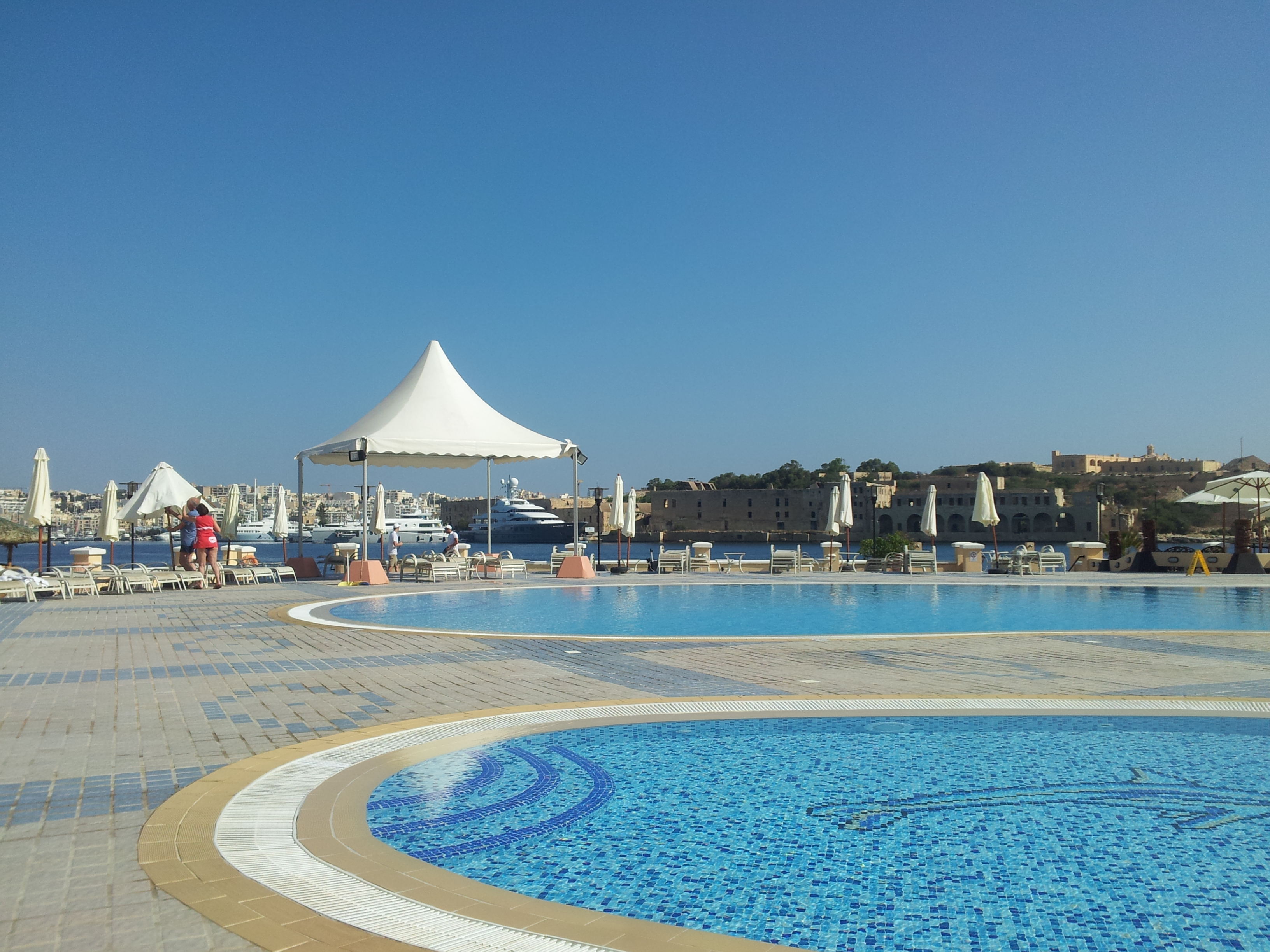 hoteluri cu plaja cu nisip Malta
