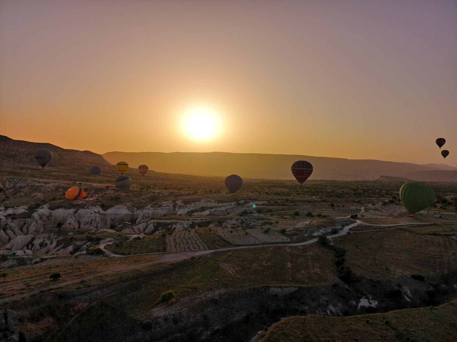 cel mai frumos loc unde poti sa zbori cu balonul Cappadocia Turcia