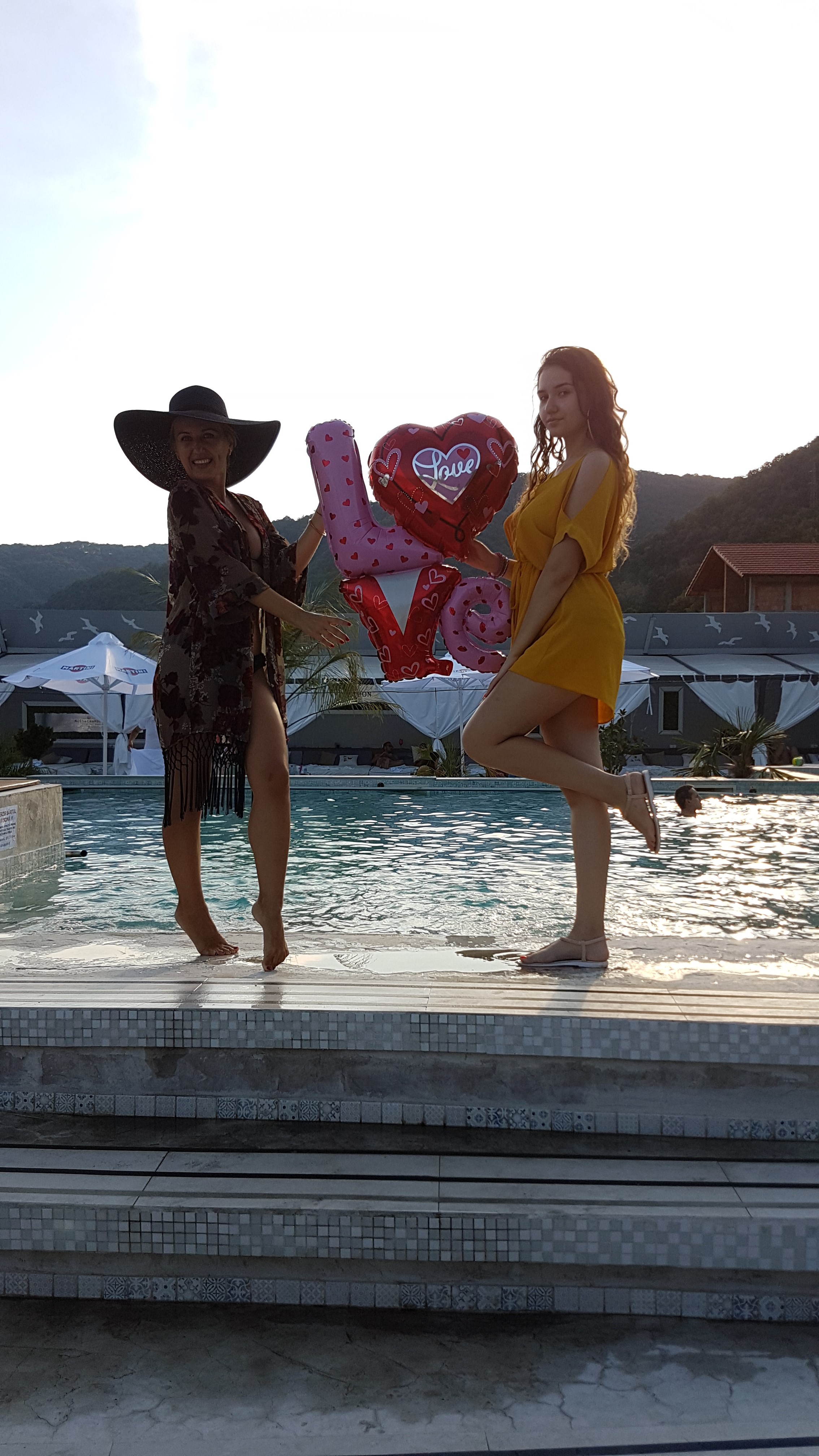 unde poti sa faci plaja la Cazanele Dunarii