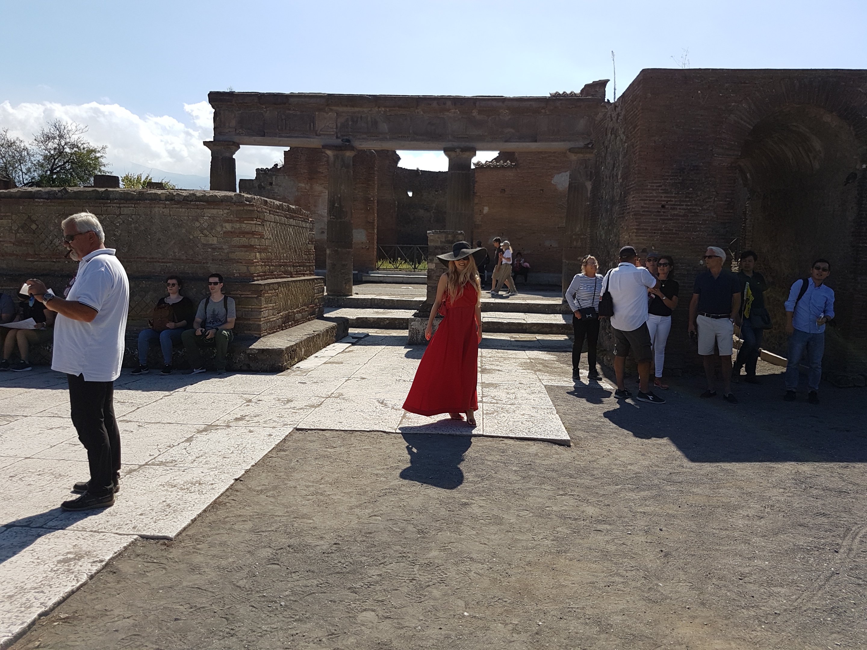 Forul Roman atractii turistice Pompei – Corina Costache